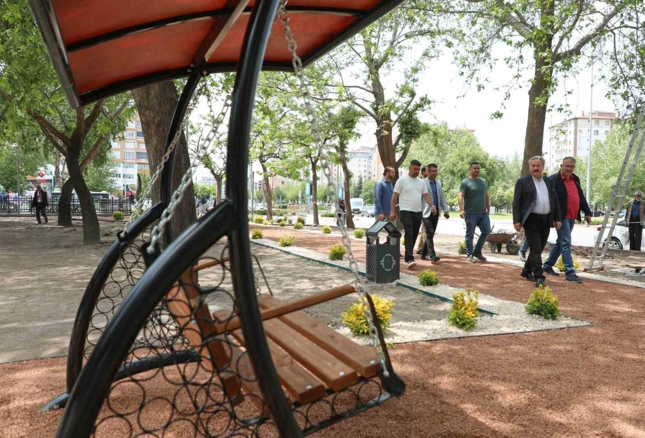 Selimiye Mahallesi’nin yenilenen parkı yeni cazibe merkezi olacak
