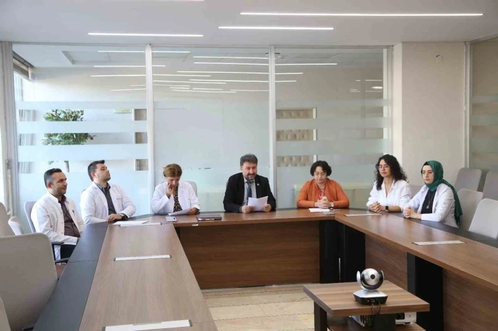 Şenel: "Artrit&rsquo;e sahip olan hastaların y&uuml;zde 50&rsquo;si tam zamanlı bir işte &ccedil;alışamıyor"
