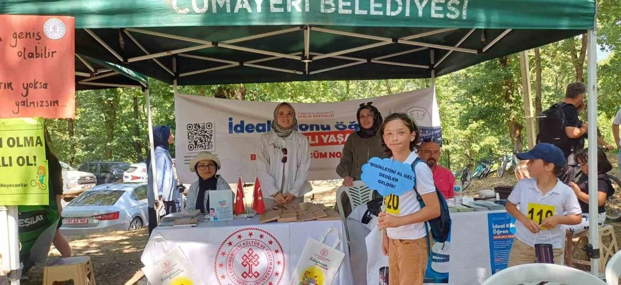 Şenlikte sağlık standı açtılar
