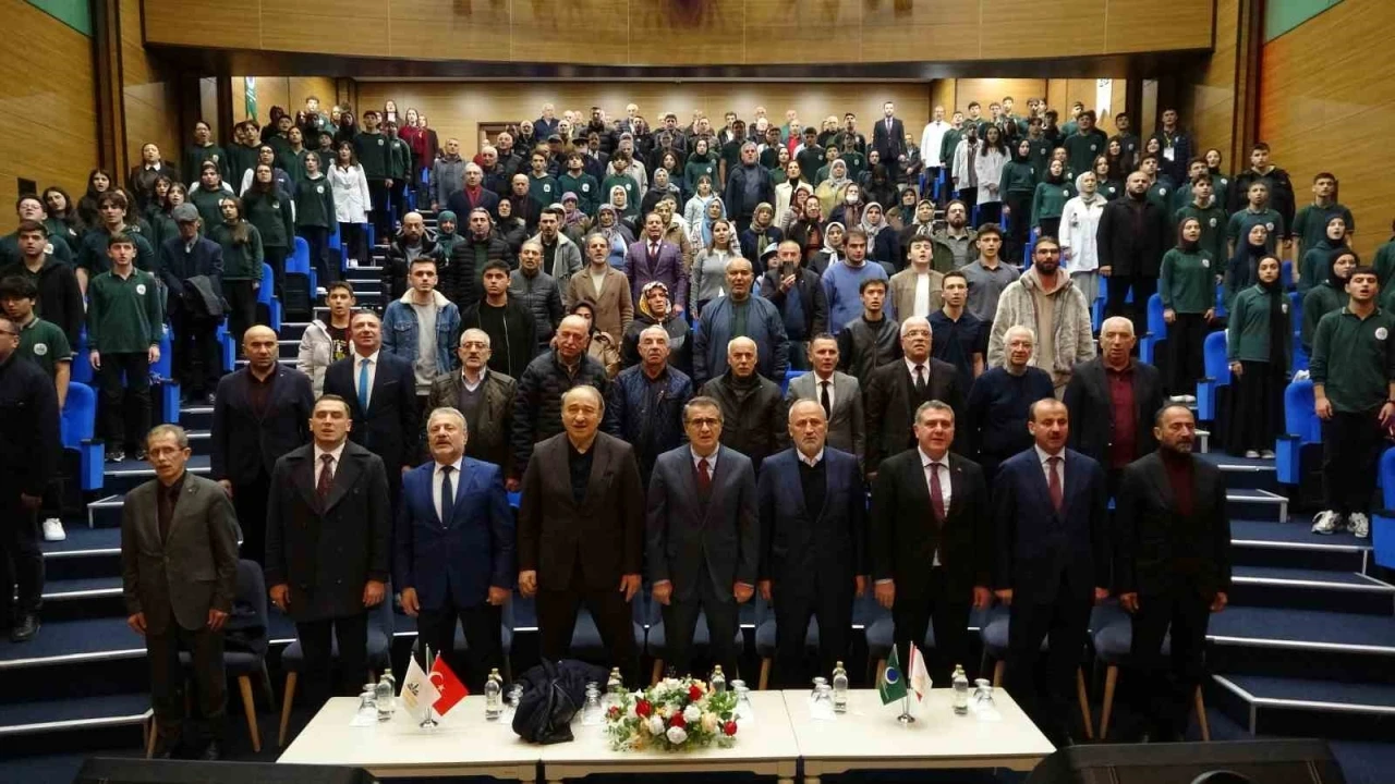 Şenol G&uuml;neş: "Yurt dışından iki teklif vardı, kabul etmedim"
