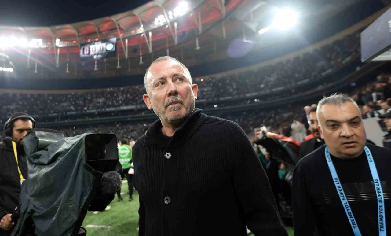 Sergen Yal&ccedil;ın&rsquo;dan kadroda 8 değişiklik
