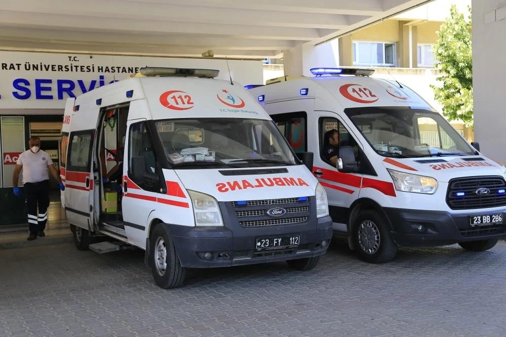 Serinlemek için göle giren kadın hayatını kaybetti
