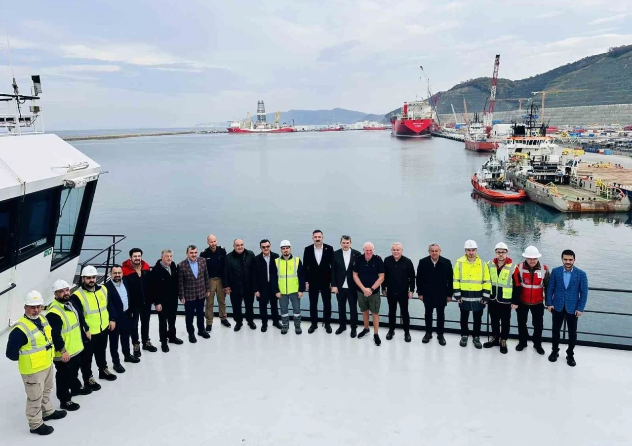 Seven Vega gemisi Filyos Limanı’nda: 2026 hedefi için start verildi
