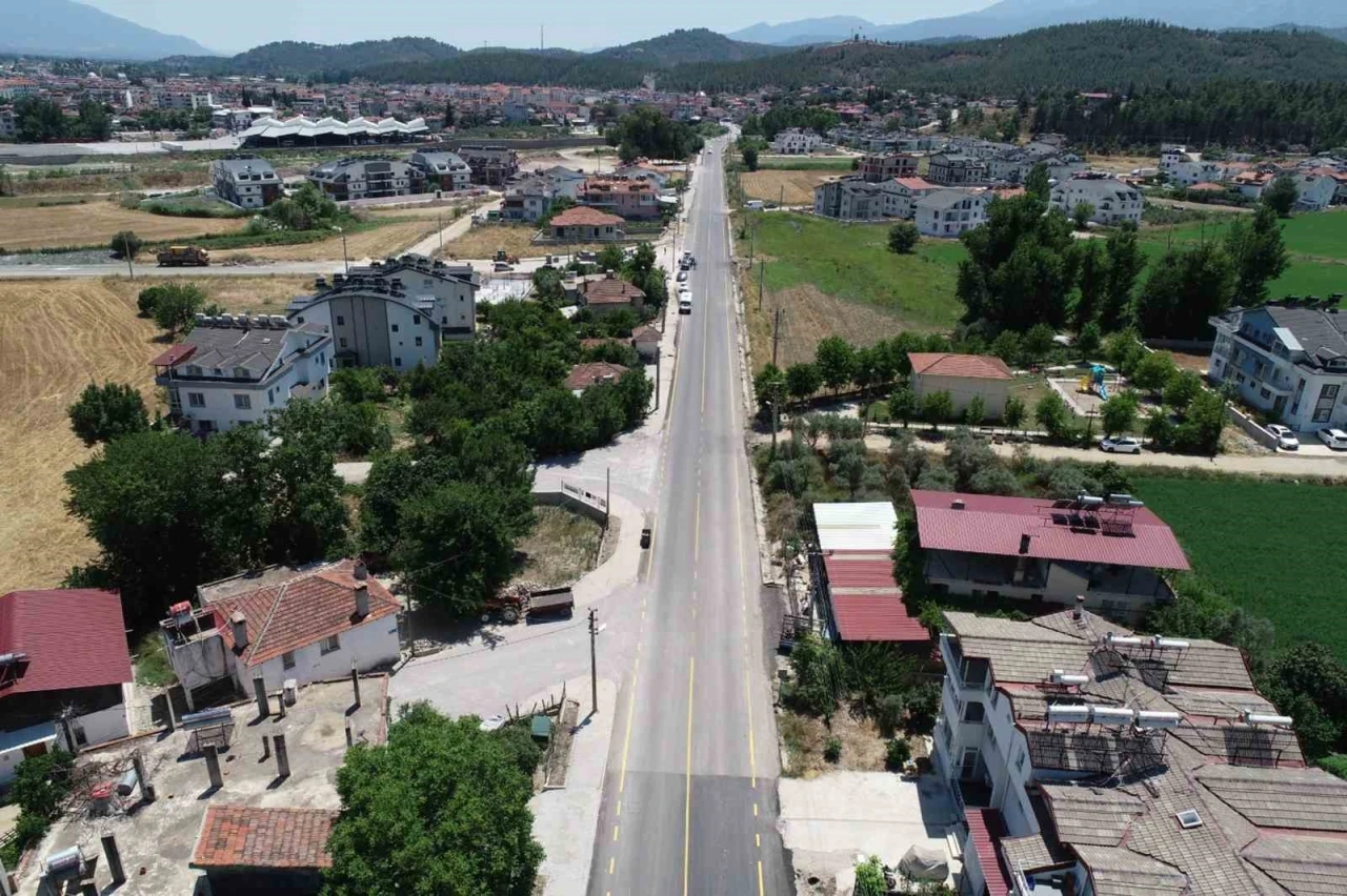 Seydikemer Belen&rsquo;de yol &ccedil;alışmaları tamamlandı
