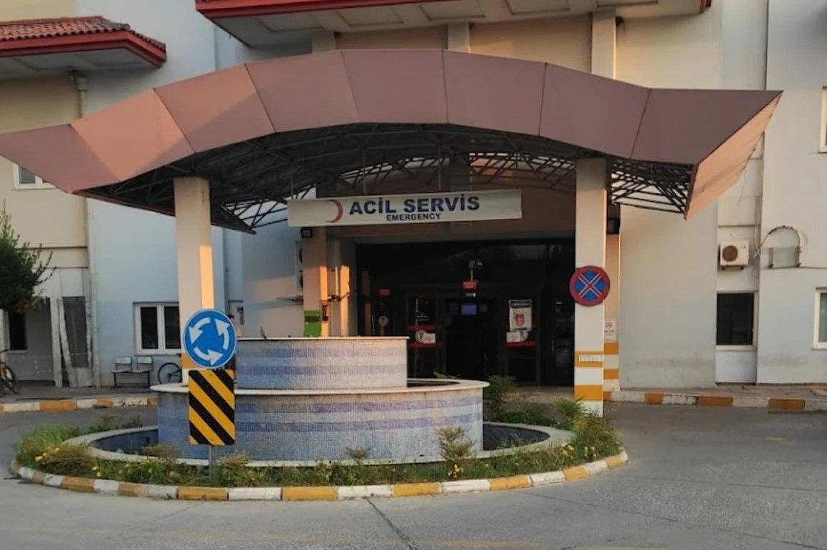 Seydikemer’de gıda zehirlenmesi şüphesi: 18 yaşındaki genç kız hayatını kaybetti
