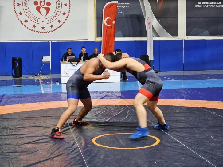 Seydikemer&rsquo;de g&uuml;reş heyecanı
