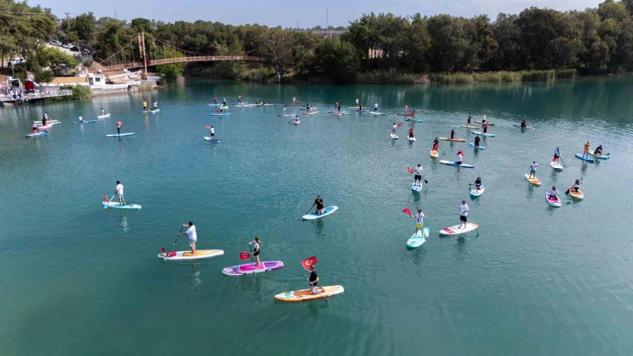 Seyhan Nehri’nde kano ve kürek sörfü keyfi
