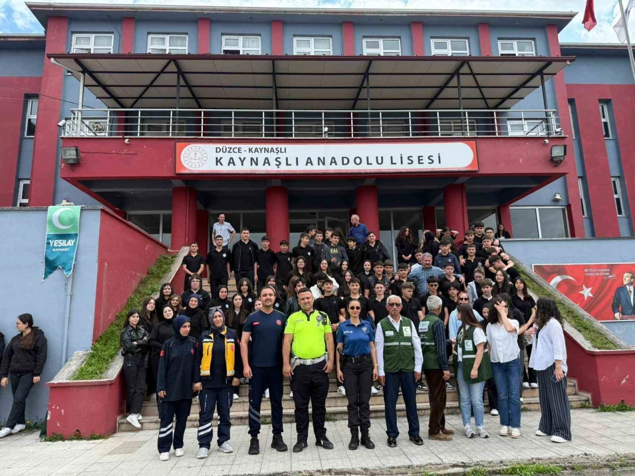 Sigaranın zararlarına dikkat &ccedil;ektiler
