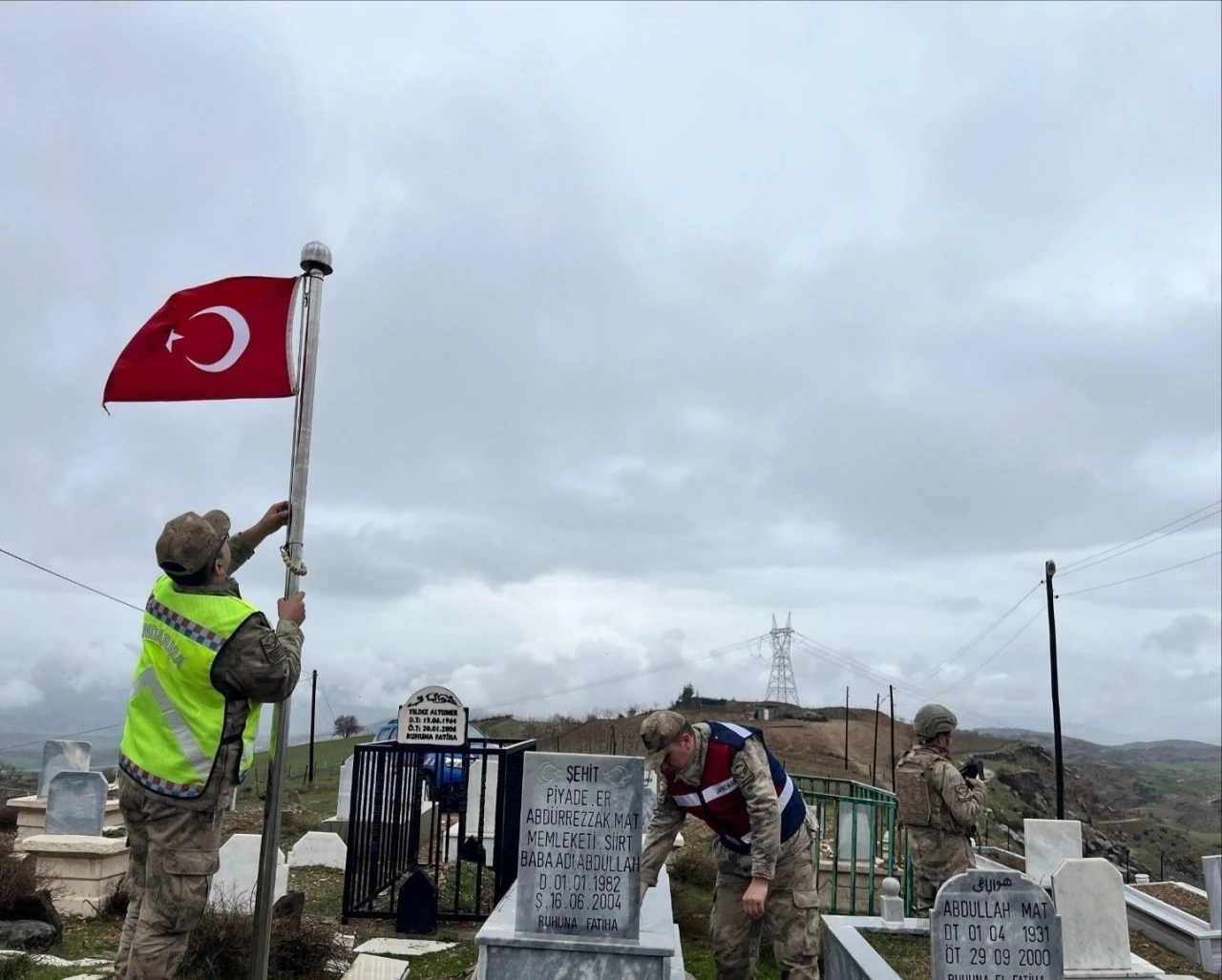 Siirt&rsquo;te Aile Haftası kapsamında şehit aileleri ve gaziler ziyaret edildi
