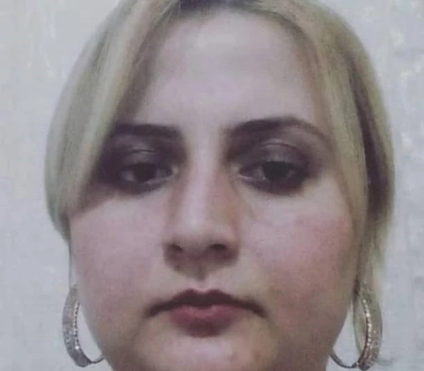 Bı&ccedil;aklanmış halde &ouml;l&uuml; bulunan kadın son yolculuğuna uğurlandı