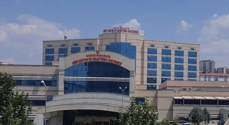 Siirt’te sekreterine saldıran doktor hakkında soruşturma başlatıldı
