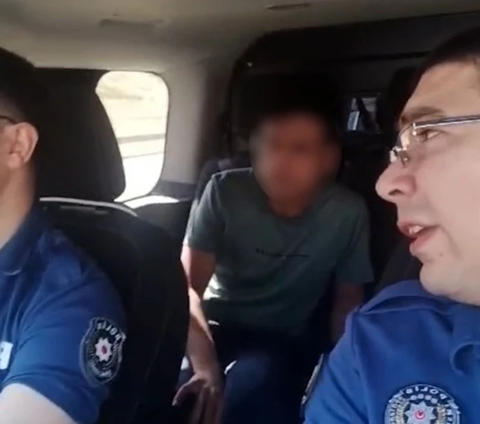 Siirt&rsquo;te YKS&rsquo;ye ge&ccedil; kalan &ouml;ğrencileri sınava polis yetiştirdi
