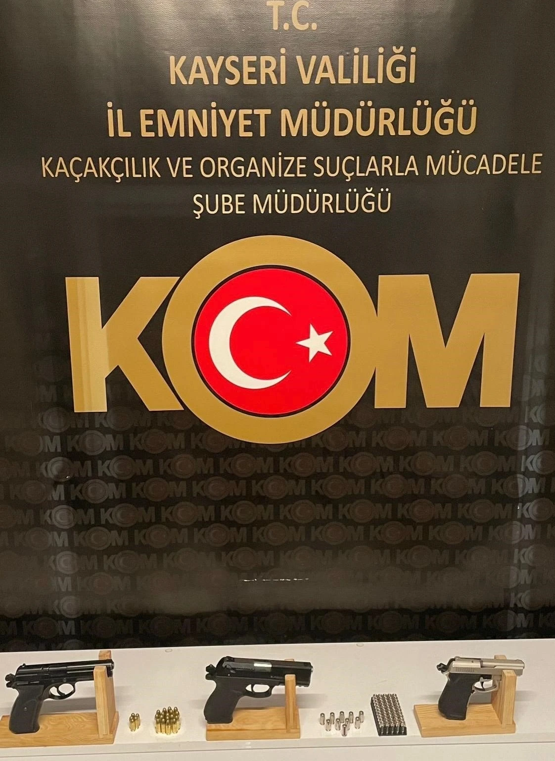 Silah tüccarı operasyonla yakalandı