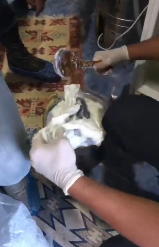 Silahları yoğurt satırına gizlediler, jandarmayı ge&ccedil;emediler
