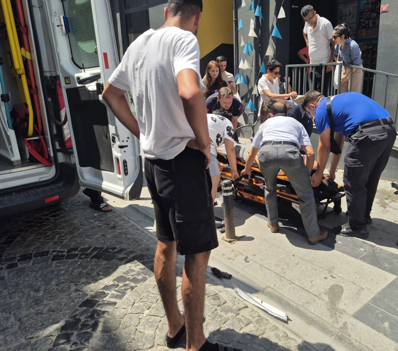 Silivri’de pedalları karıştırdı, ortalığı böyle birbirine kattı
