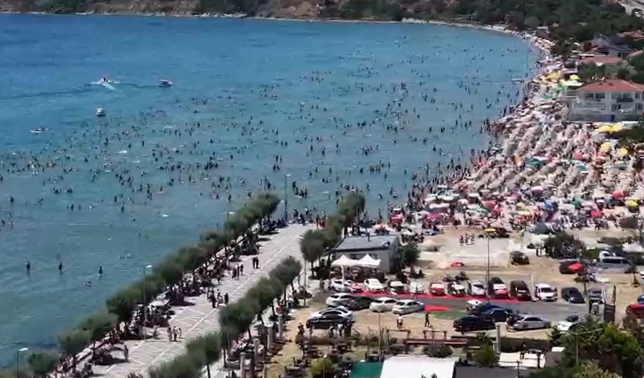 Silivri halk plajı doldu taştı
