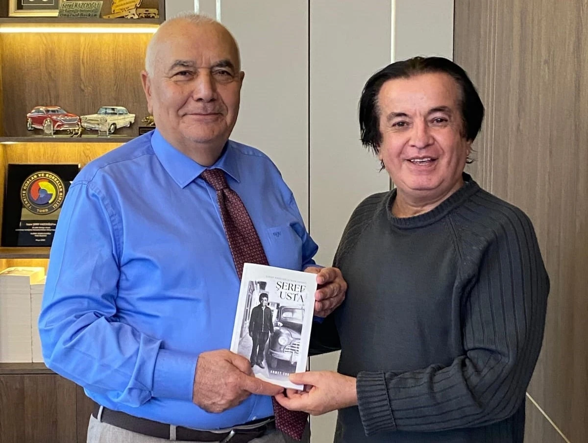 Simavlı Sanayici Şeref Kazcıoğlu’nun "Şeref Usta" isimlin kitabı çıktı
