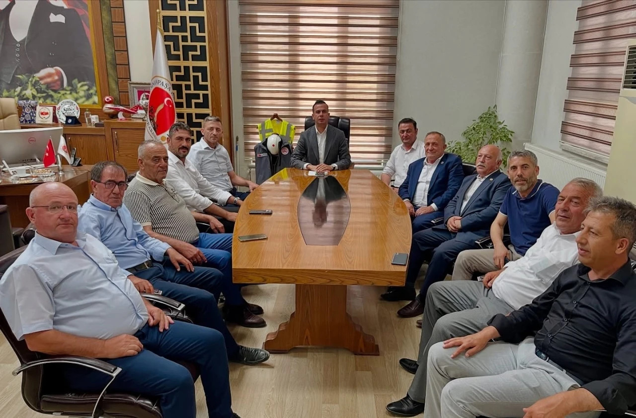 Sinanpaşa’da yangın risklerine karşı alınacak önlemler değerlendirildi
