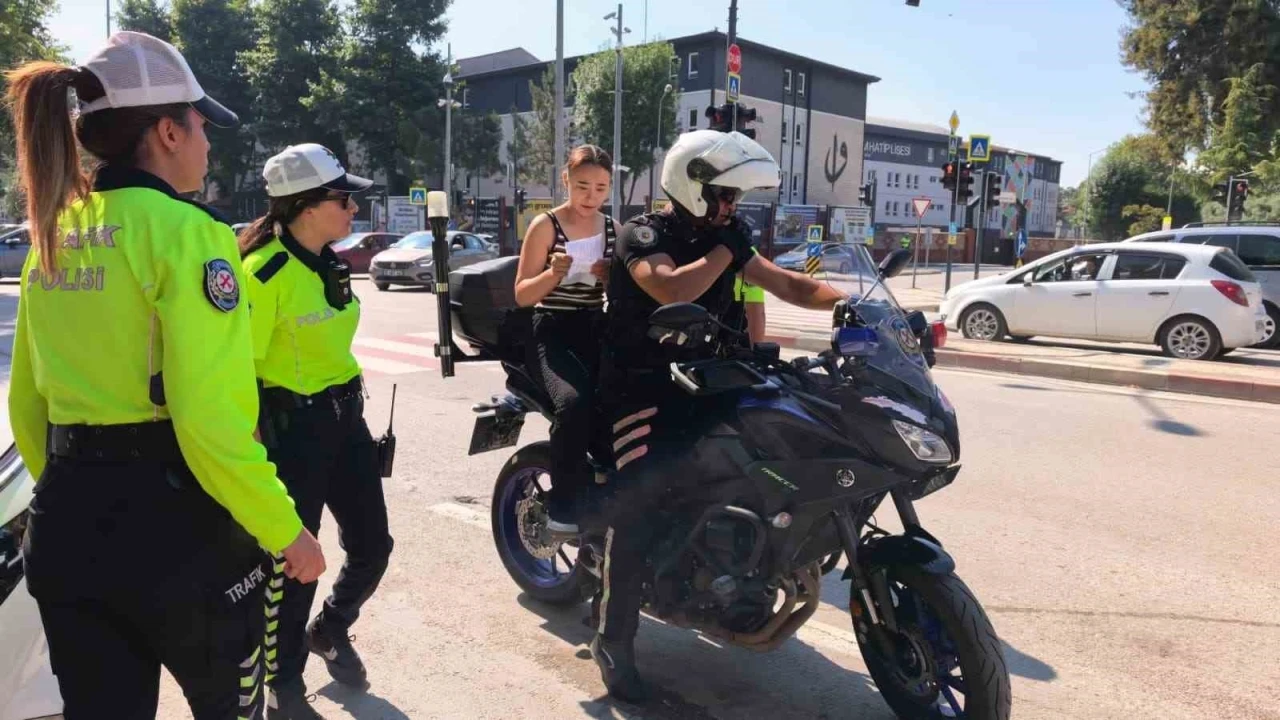 Sınava 1 dakika kala polis yetiştirdi
