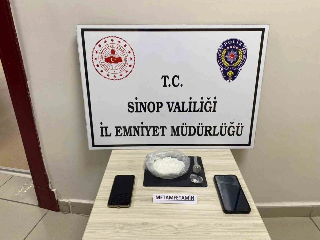 Sinop’ta 71.9 gr. metamfetamin maddesi ele geçirildi
