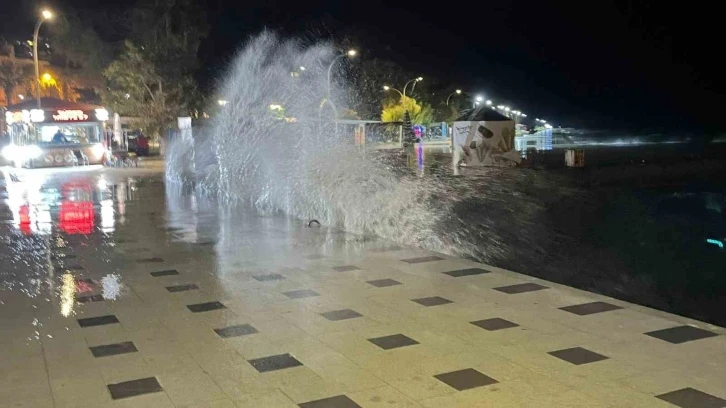 Sinop&rsquo;ta fırtına uyarısı
