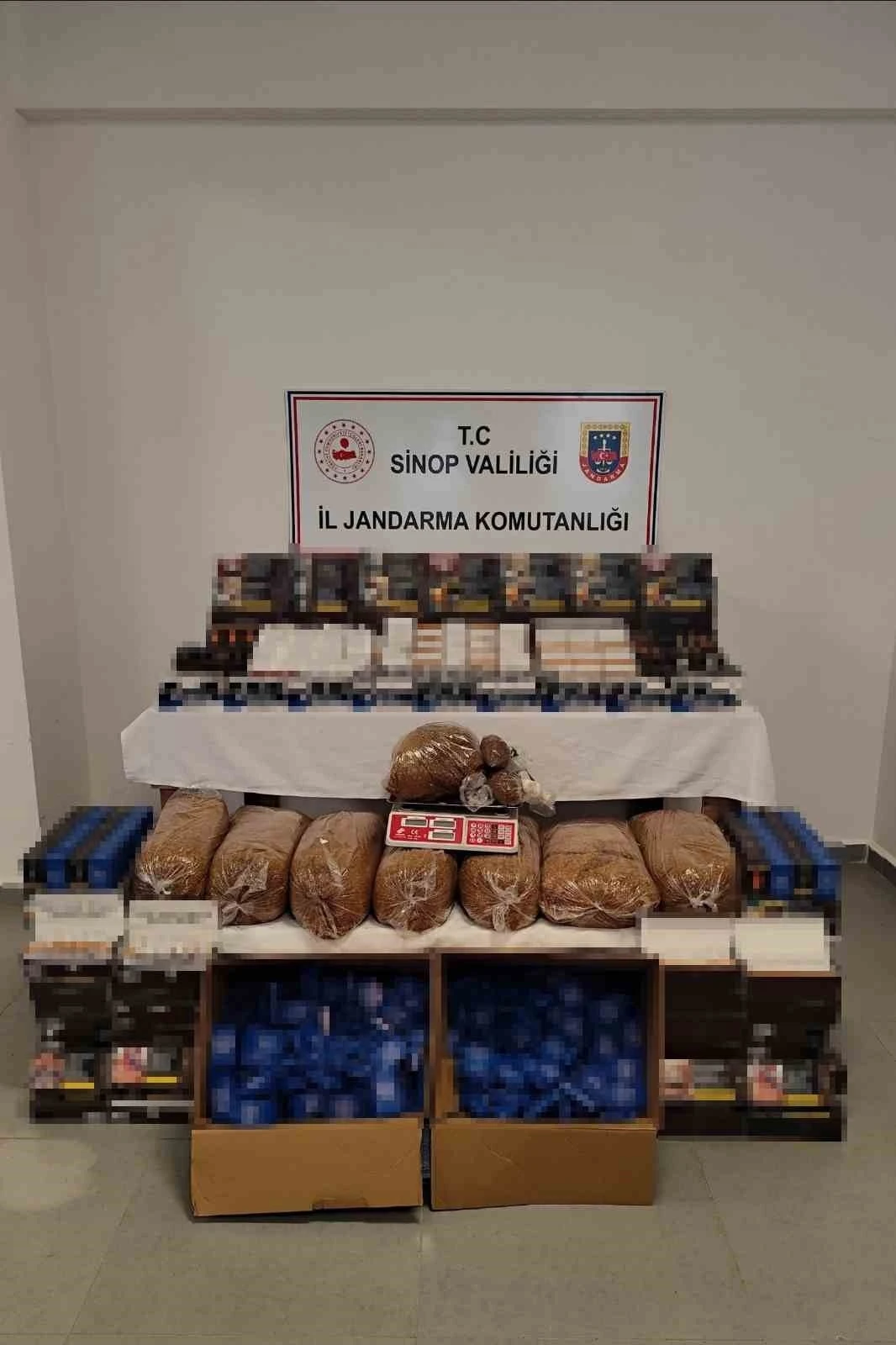 Sinop&rsquo;ta ka&ccedil;ak t&uuml;t&uuml;n operasyonu: 3 g&ouml;zaltı
