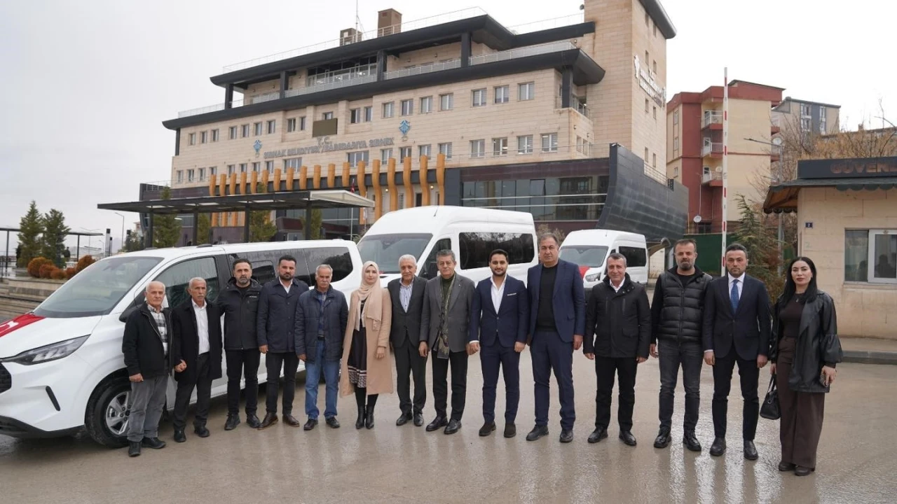 Şırnak Belediyesi ara&ccedil; filosunu g&uuml;&ccedil;lendiriyor
