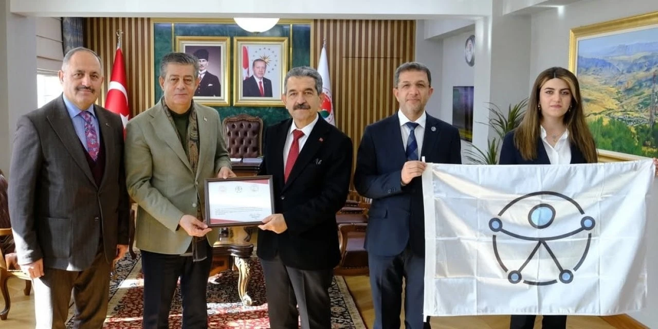 Şırnak Millet Bah&ccedil;esine erişilebilirlik belgesi
