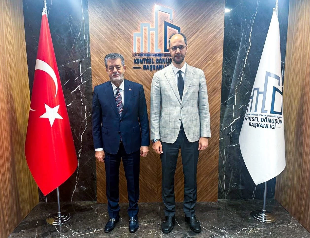 Şırnak&rsquo;ta kentsel d&ouml;n&uuml;ş&uuml;m i&ccedil;in ilk adım atıldı: Riskli alanlar bilimsel olarak incelenecek
