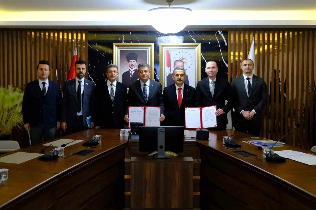 Şırnak’ta ’Nuh’un Ambarı Gastronomi Merkezi’ Projesinin sözleşmesi imzalandı
