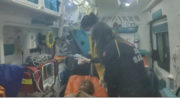 Şişli&rsquo;de 5 katlı binanın 2&rsquo;nci katında yangın: 1 yaralı
