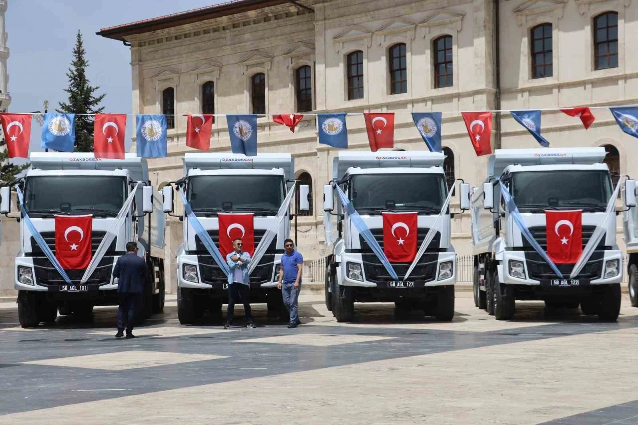 Sivas Belediyesi araç filosuna güç kattı
