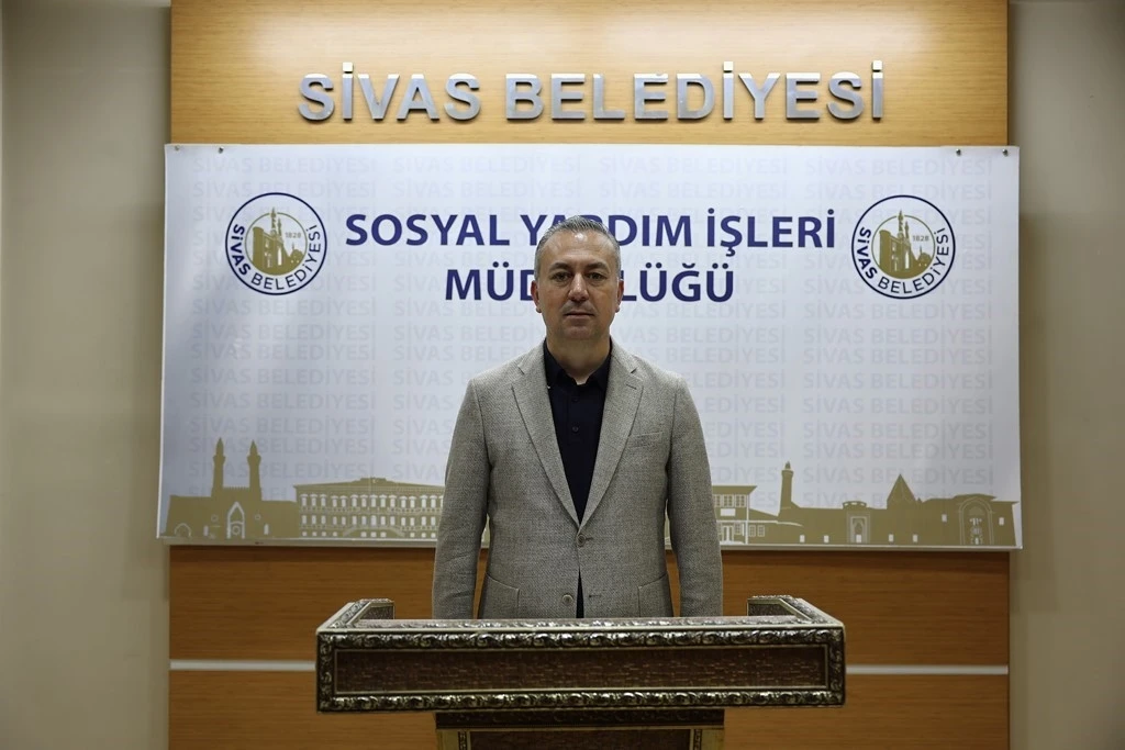 Sivas Belediyesi’nden dar gelirli öğrencilere nakit kırtasiye desteği
