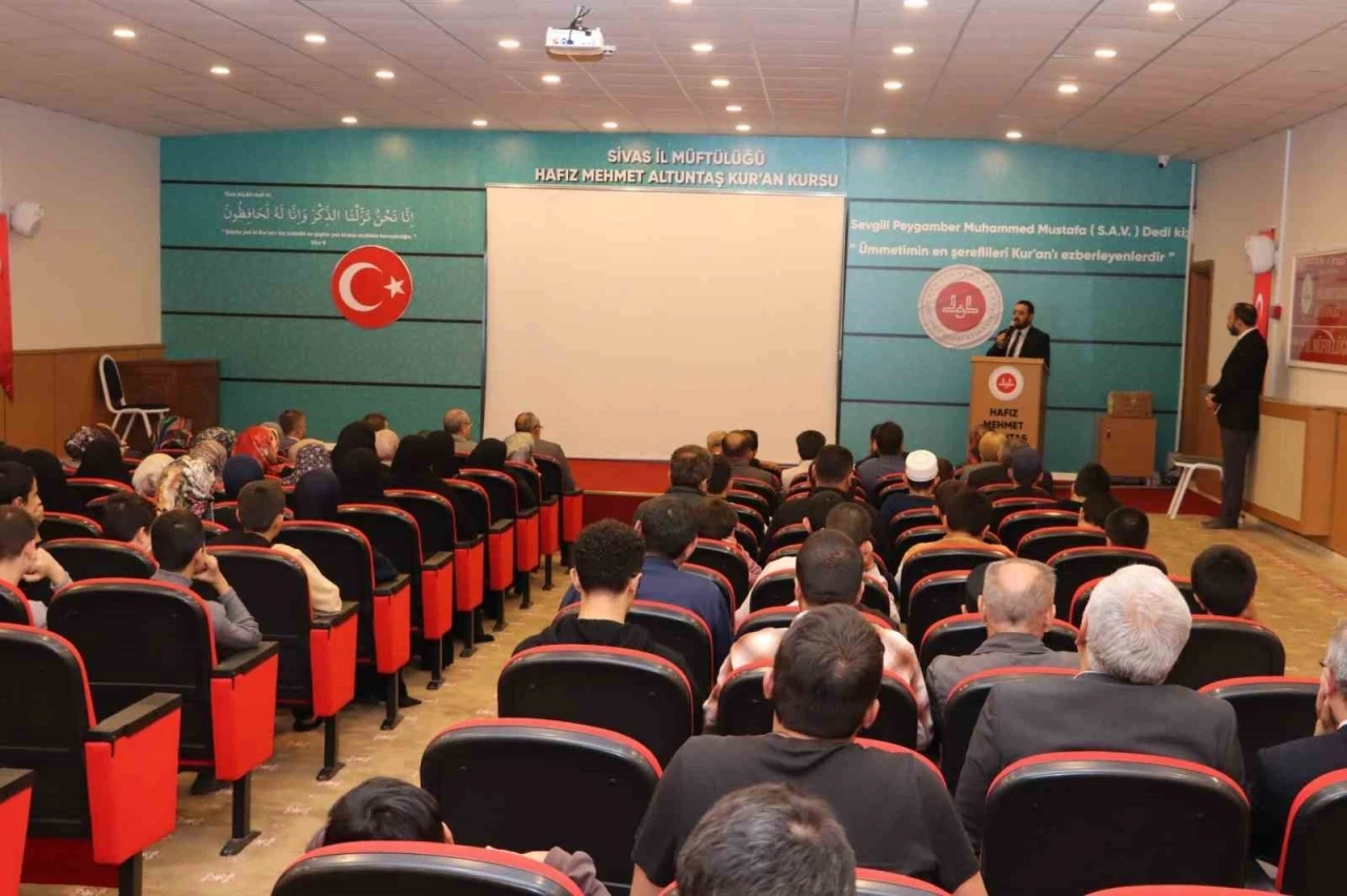 Sivas’ta 14 öğrenciye hafızlık belgesi takdim edildi