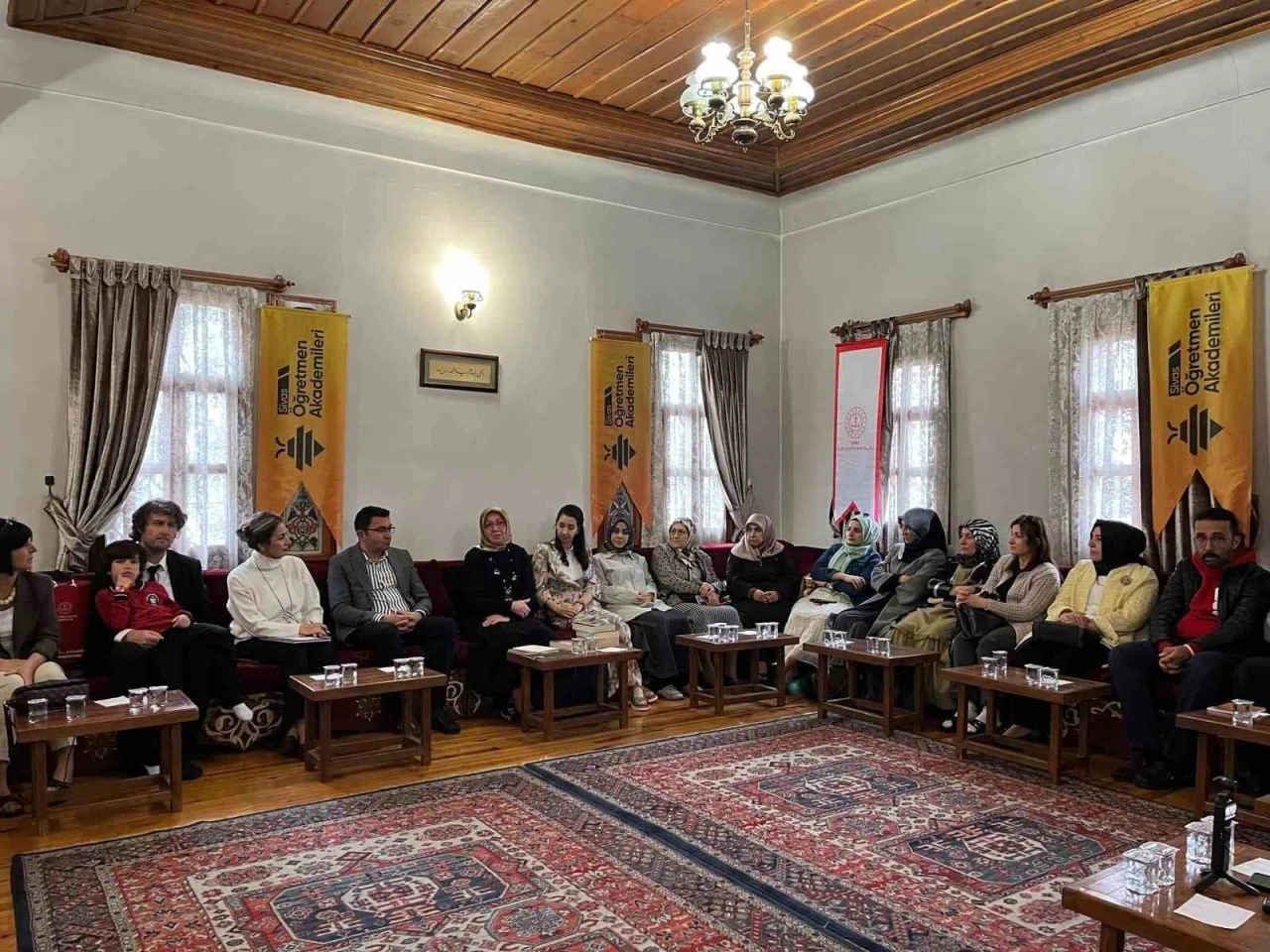 Sivas’ta Edebiyat Akademisi devam ediyor
