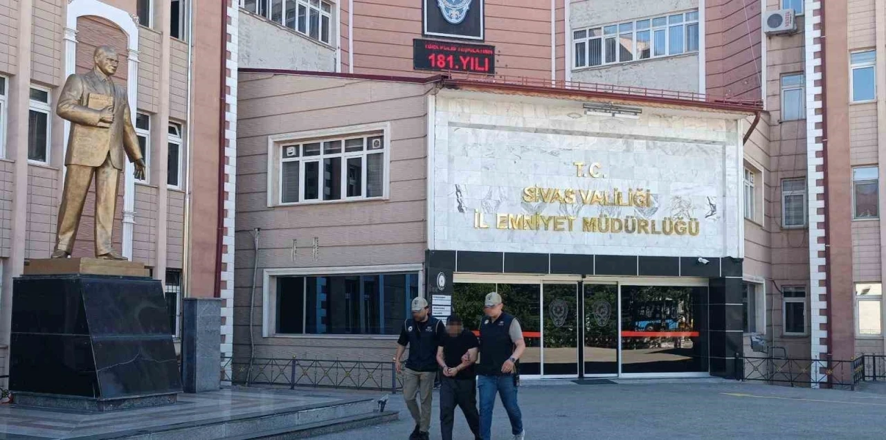 Sivas&rsquo;ta FET&Ouml; h&uuml;k&uuml;ml&uuml;s&uuml; yakalanarak cezaevine g&ouml;nderildi
