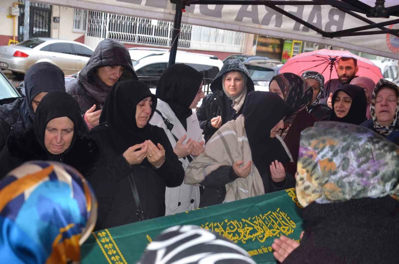 Sivas&rsquo;ta g&ouml;&ccedil;&uuml;k altında can veren şantiye m&uuml;d&uuml;r&uuml;, Bafra&rsquo;da defnedildi
