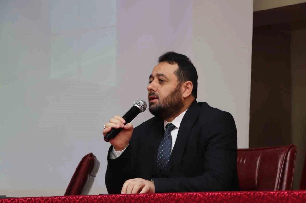 Sivas&rsquo;ta &uuml;&ccedil; aylar &ouml;ncesi din hizmetleri masaya yatırıldı
