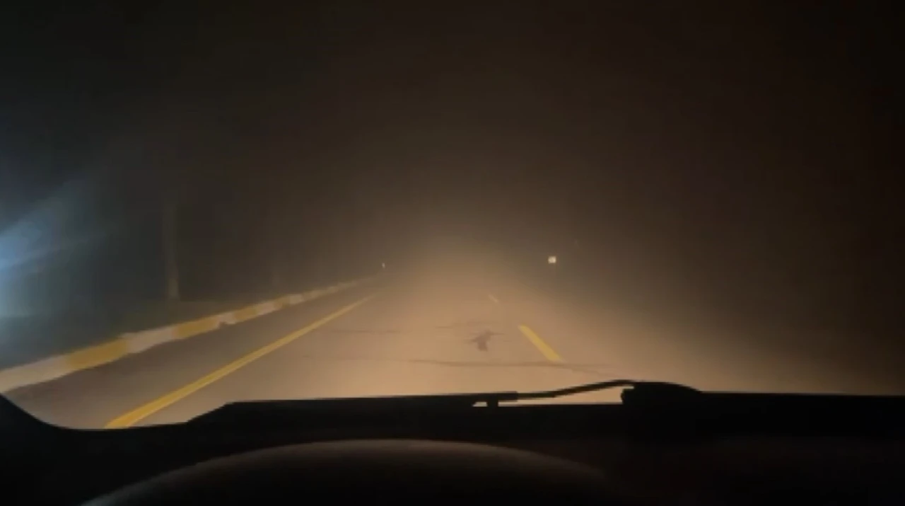 Sivas&rsquo;ta yoğun sis hava ulaşımını olumsuz etkiledi
