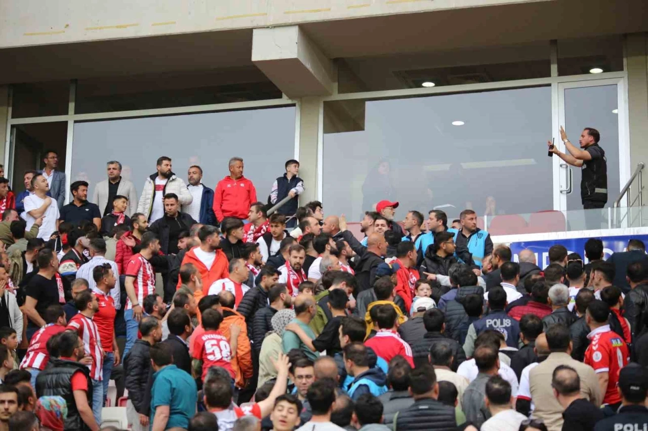 Sivas’ta ’Yönetim istifa’ sesleri
