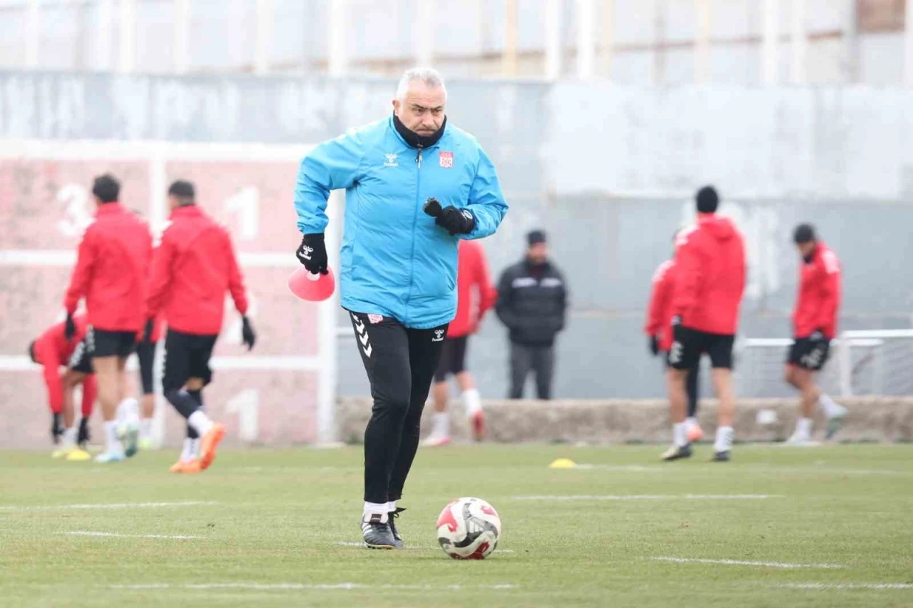Sivasspor, Bandırmaspor ma&ccedil;ına hazırlanıyor
