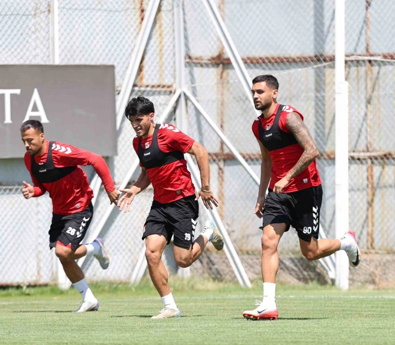 Sivasspor’da Amed maçının hazırlıkları sürüyor
