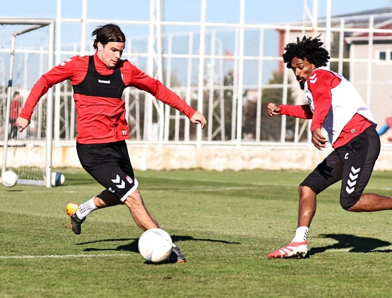 Sivasspor’da Göztepe hazırlıkları sürüyor