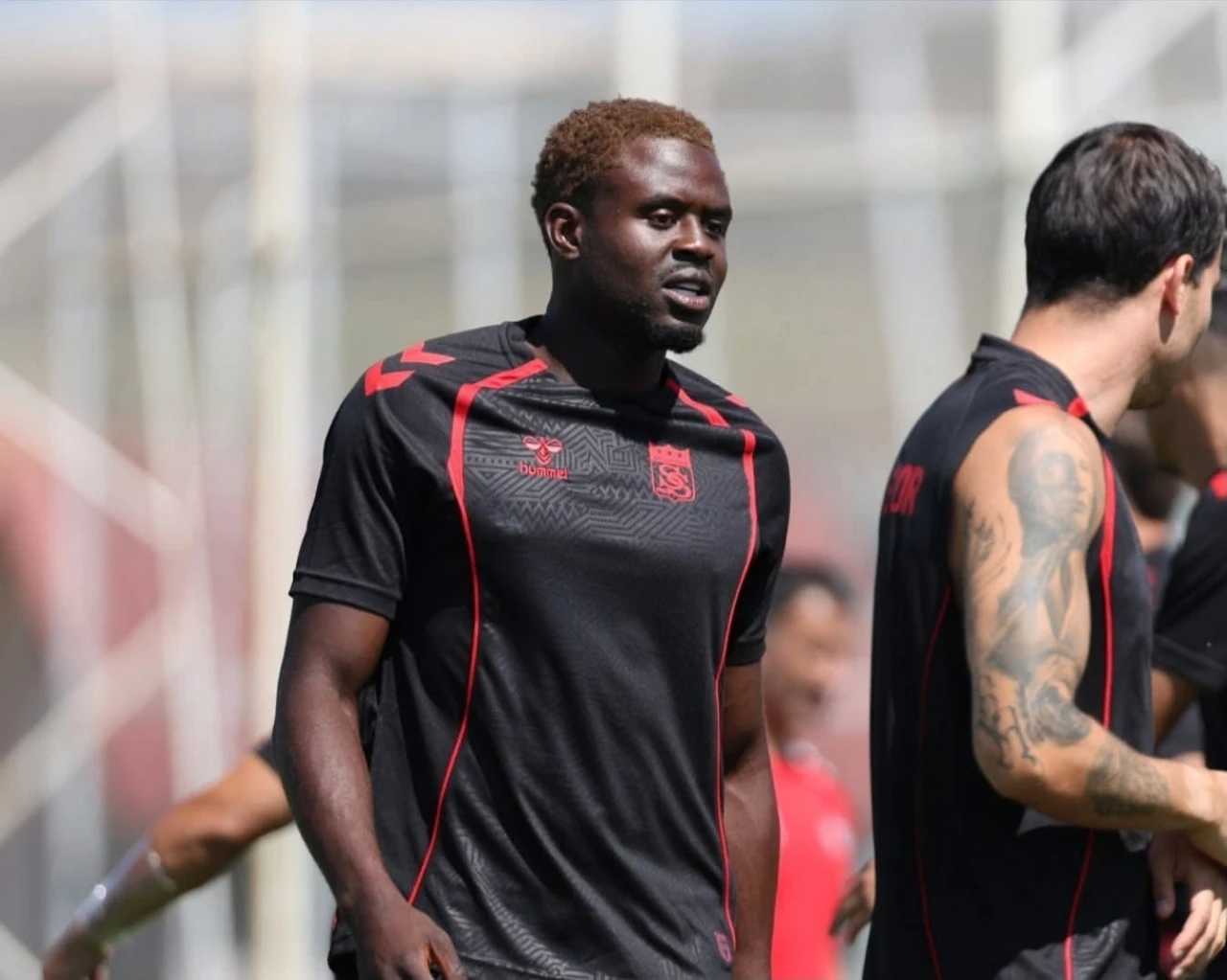 Sivasspor, Kimpioka ile yolları ayırdı

