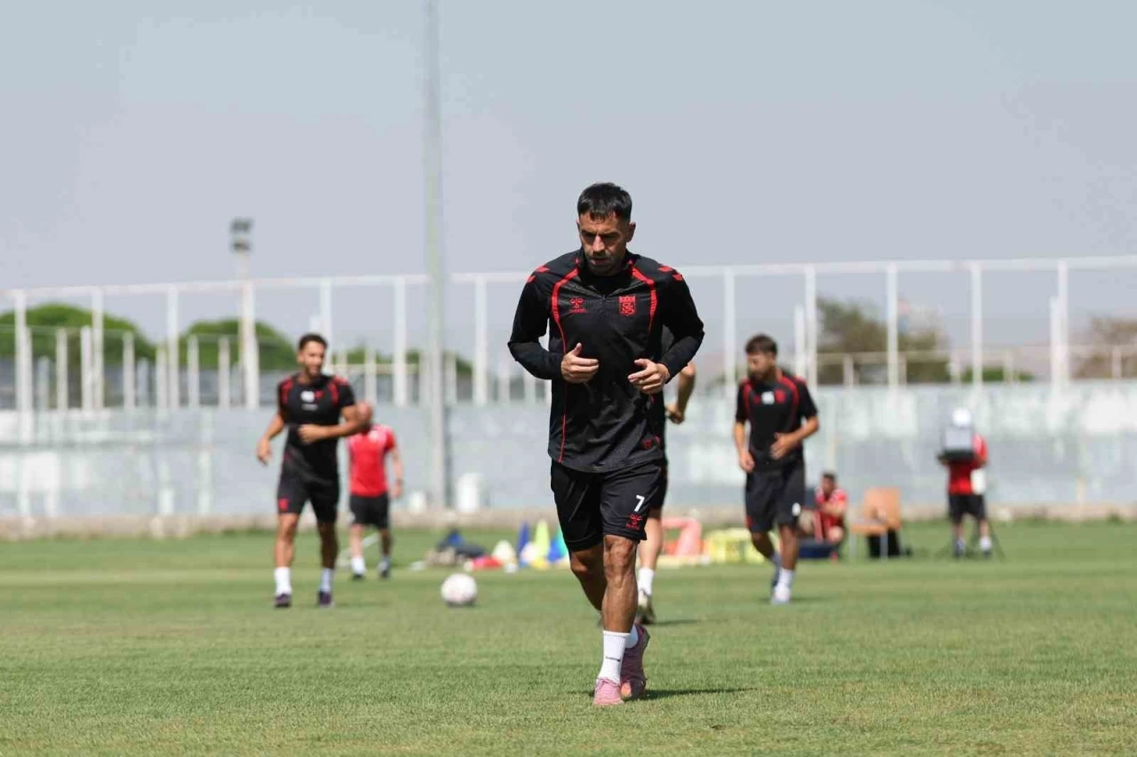 Sivasspor, Sivas kampını tamamladı

