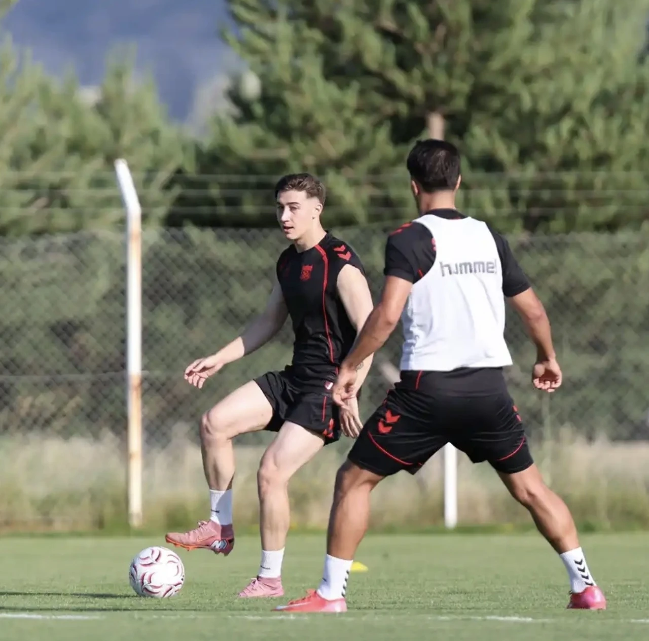 Sivasspor, yeni sezon hazırlıklarına başladı
