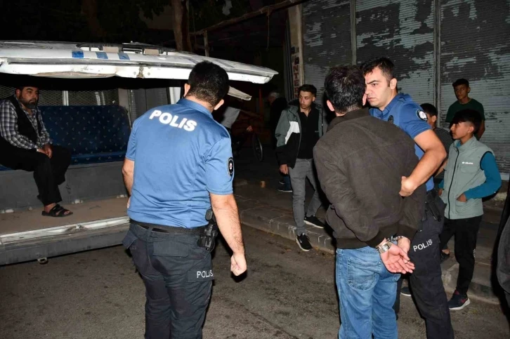 Siverek&rsquo;te taşlı sopalı kavga: 3 yaralı
