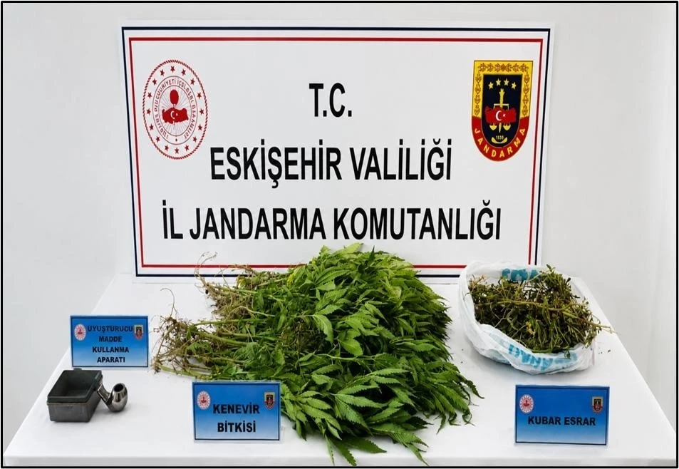 Sivrihisar&rsquo;da uyuştucu operasyonu, 1 zanlı tutuklandı
