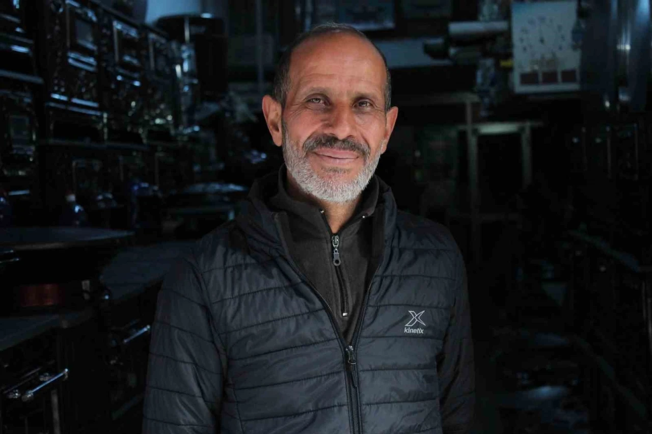 Soba satıcıları havaların iyice soğumasını bekliyor
