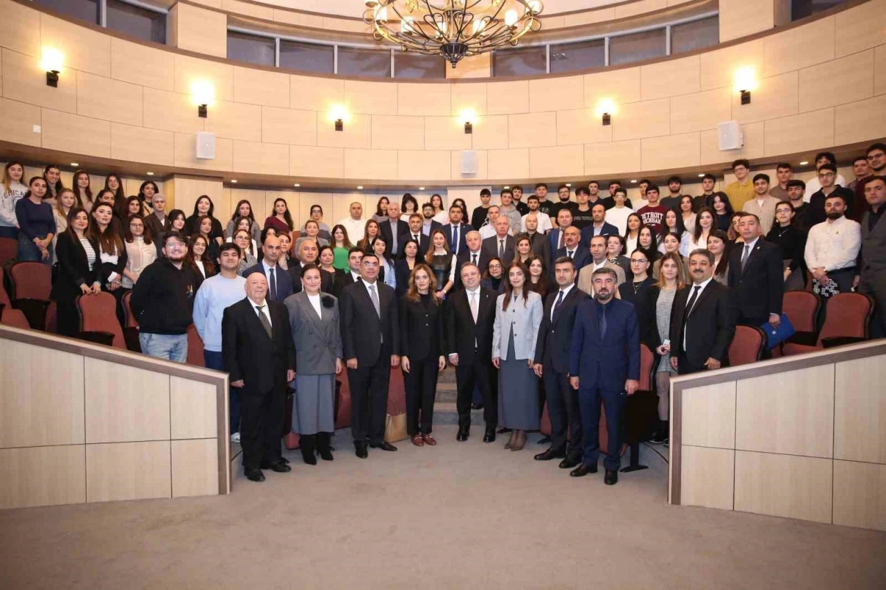 SOCAR Türkiye’nin öncülüğünde hazırlanan ’Project Finance’ kitabının tanıtımı gerçekleştirildi
